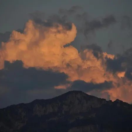 Hébergement de vacances In Auvergne Near *