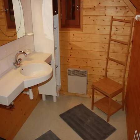 In Auvergne Near Hébergement de vacances Beaulieu (Cantal)