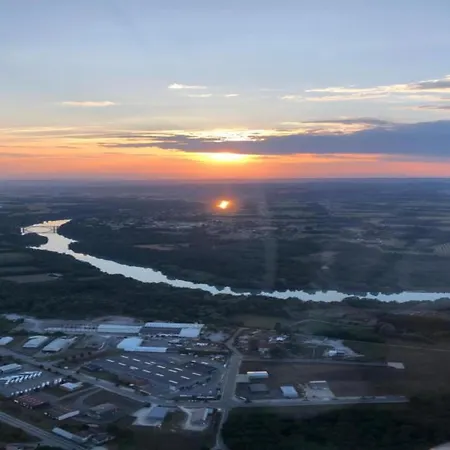 In Auvergne Near Hébergement de vacances